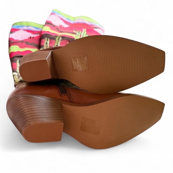 Nasty Gal Multicolor Western Boots - Picture 3 of 3